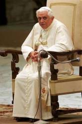 <B>Documento voluto da papa Ratzinger<br>"L'unica chiesa di Cristo è quella cattolica"</B>